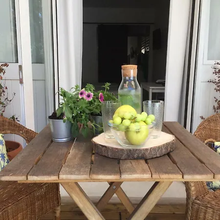 Small Loft Apartment Cascais